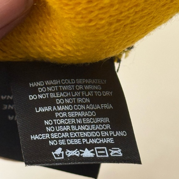 Miami Heat Pom Beanie - Picture 6 of 10